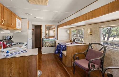 Boerne RV Rental | Glamping Under Starry Skies in Hill Country