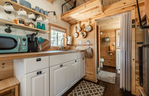 Woodland Park House | Glamping Under the Stars | Firepit, BBQ & Views