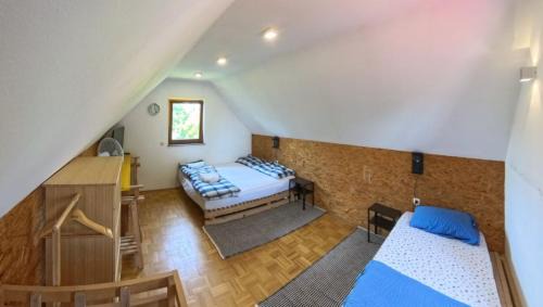 Donja Voca Apartment | Glamping Volčji tabor - zavetje tišine sredi gozda