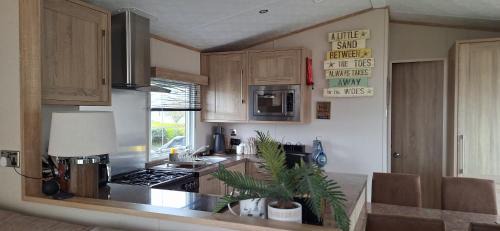 Morfa Bychan Ski Chalet | Glan Hirfaen Where the mountains meet the sea