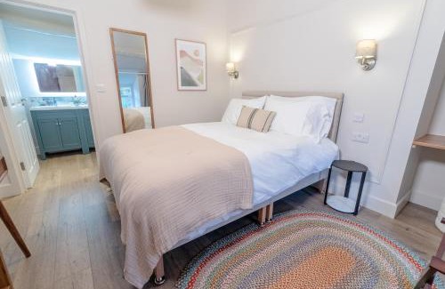 Cwrt Hotel | Glan Yr Afon