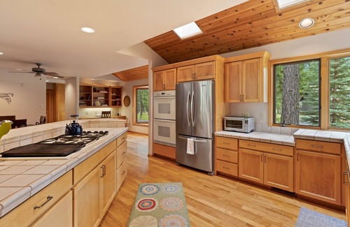 Black Butte Ranch House | Glaze Meadow 376 3 Bedroom Home by RedAwning