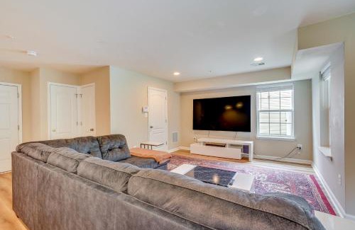 Glen Burnie House | Glen Burnie Vacation Rental with Private Deck!