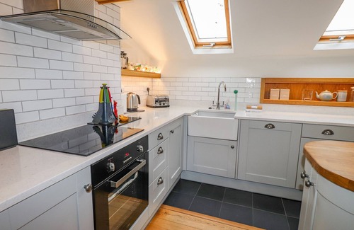 Grasmere Cottage | GLEN VIEW COTTAGE, family friendly, with a garden in Grasmere