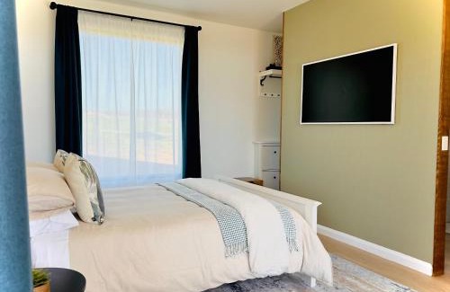 Everton Upper House | Glenbosch Wine Estate Farm Stays