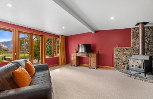 Wanaka House | Glendhu Station Homestead - Glendhu Bay Home