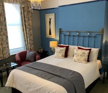 Minehead House | Glendower House