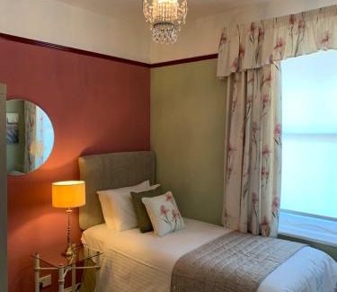 Minehead House | Glendower House