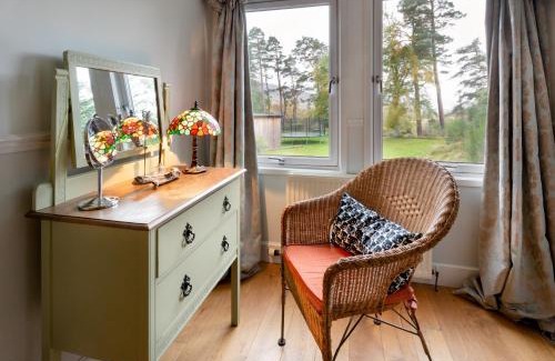 Newtonmore House | Glentruim Homestay B&B and Glamping Pods