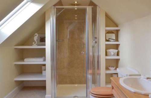 Newtonmore House | Glentruim Homestay B&B and Glamping Pods