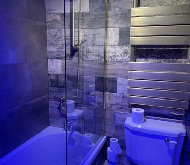 Windermere House | Glenville House - Adults Only - Incl FREE off-site health club with swimming pool, hot tub, sauna & steam room