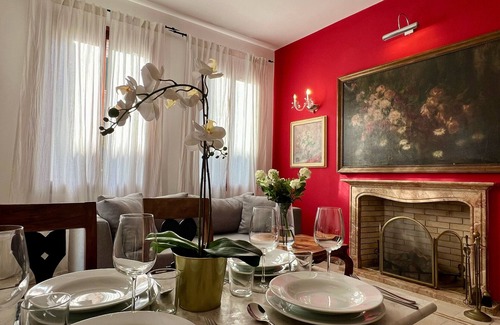 Cannaregio Apartment | Glicine Terrace (Residence Flowery)