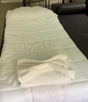 Canuelas Apartment | Glo apart hotel