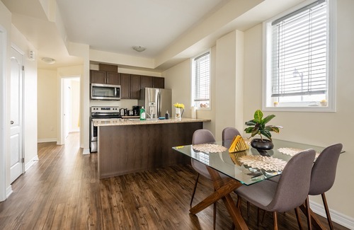 Beamsville Apartment | GLOBALSTAY. 1BR TH. Heart of Wine Region