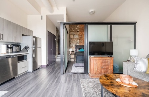 Central Hamilton Apartment | GLOBALSTAY Modern Apartment DT Hamilton