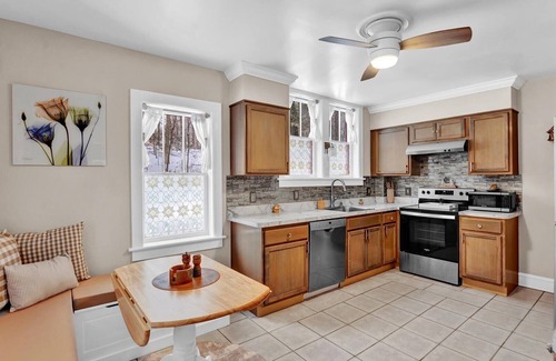 Tannersville House | Gnome Sweet Home! Camelback Home w/Hidden Gnomes!