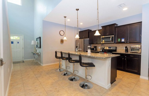 Four Corners Resort | Go!#25 - WINDSOR - Six Bedroom Resort, Sleeps 14