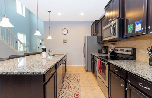 Four Corners Resort | Go!#25 - WINDSOR - Six Bedroom Resort, Sleeps 14