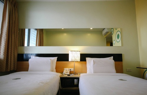 Liberation Hotel | Go Hotels Iloilo