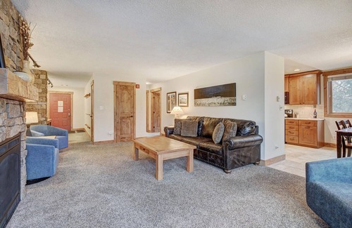 Breckenridge Condo | Go in, go to the city and the gondola! Perfect location!