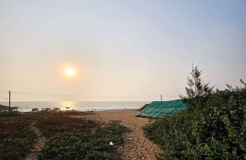 Candolim Villa | GoanPortuguesehome|300mbeach|OpenYard|BBQ|WiFiWork