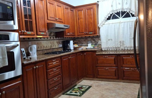 Wotton Hotel | GoBajac