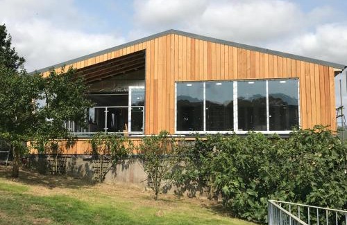 Godshill Bed & Breakfast | Godshill Park Barn