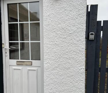 Longcroft Apartment | Gogarstone Cottage