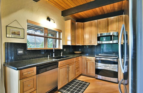 Weisshorn House | Gold Flake Terrace Home: Mountain Views, Downtown