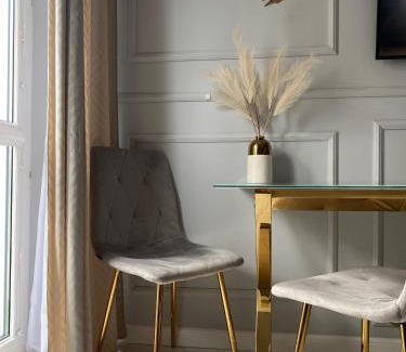 Sopot Apartment | Gold Glamour Apartment Sopot z dwoma sypialniami, duzy balkon