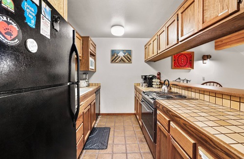 Olympic Valley House | Gold Medal Getaway: Free Shuttle to Palisades