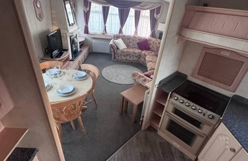 Skegness House | Golden Anchor GB74