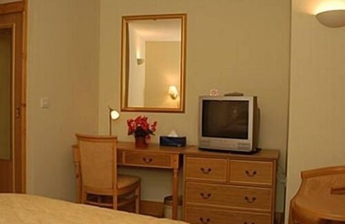 Cambridge Hotel | Golden Ball Hotel