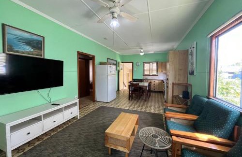 Golden Beach House | Golden Beach Villa