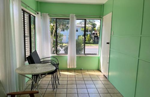 Golden Beach House | Golden Beach Villa