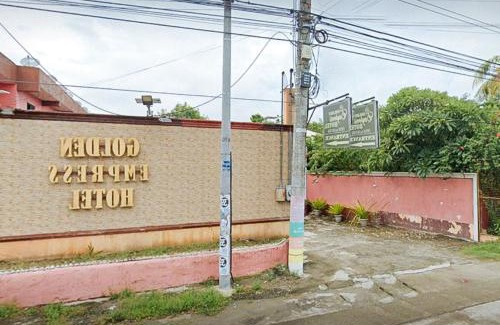 Santa Barbara Hotel | Golden Empress Hotel Urdaneta Pangasinan by RedDoorz