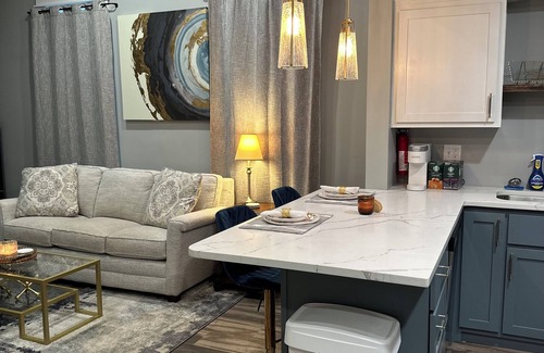 Florence Apartment | Golden Hour Loft in the Heart of Downtown Florence