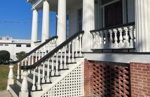 Wilmington Historic District House | Golden Hour