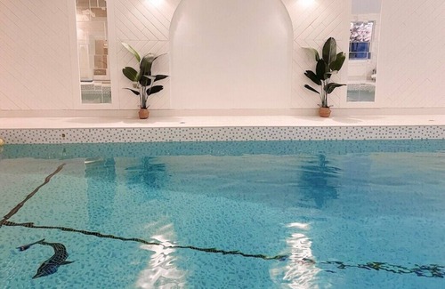 Sanger Villa | Golden Hour Villa Sum