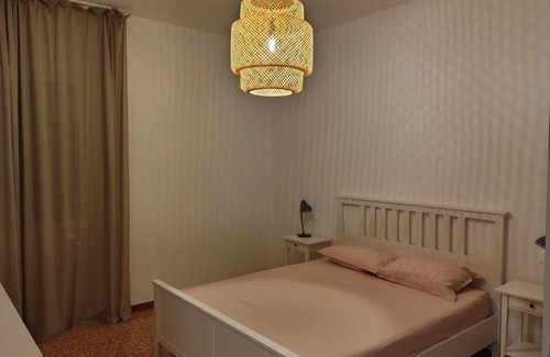 Mirano Apartment | Golden House Venice Yellow, 5 minutes from the square and park of Mirano,