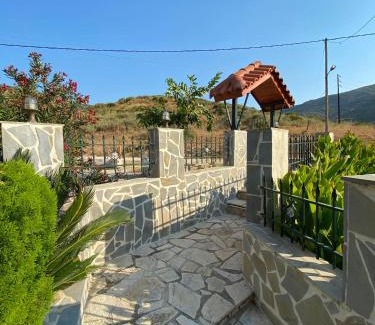 Kateleios House | Golden Island