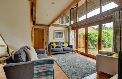 Fakenham House | Golden Lion Barn