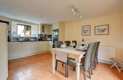 Fakenham House | Golden Lion Barn