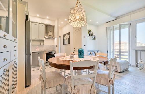 Lido di Camaiore Apartment | GOLDEN LUXE - Blue House near the Sea