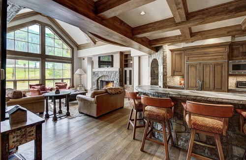 Vail Condo | Golden Peak Luxury 4 BR Penthouse - Ski-in/out! by RedAwning - Save 20% on 7+ Nights!