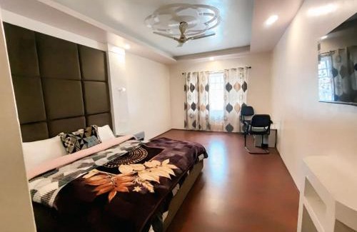 Brein Hotel | Golden Retreat