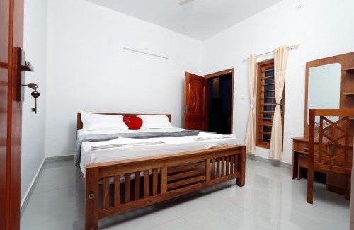 Hireguthi Hotel | Golden Rich