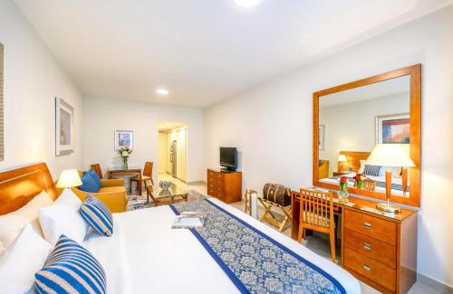 Al Mankhool Apartment | Golden Sands Bur Dubai