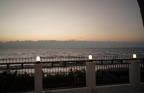 North Paravur Hotel | Golden Sands Cherai