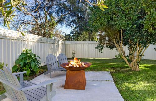 Culburra Beach House | Golden Sands Pet Friendly 2 Mins Walk to Beach